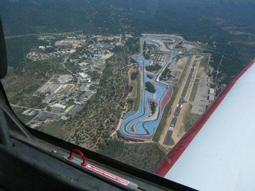 Survol de la Rade de Marseille et des Falaises de Cassis