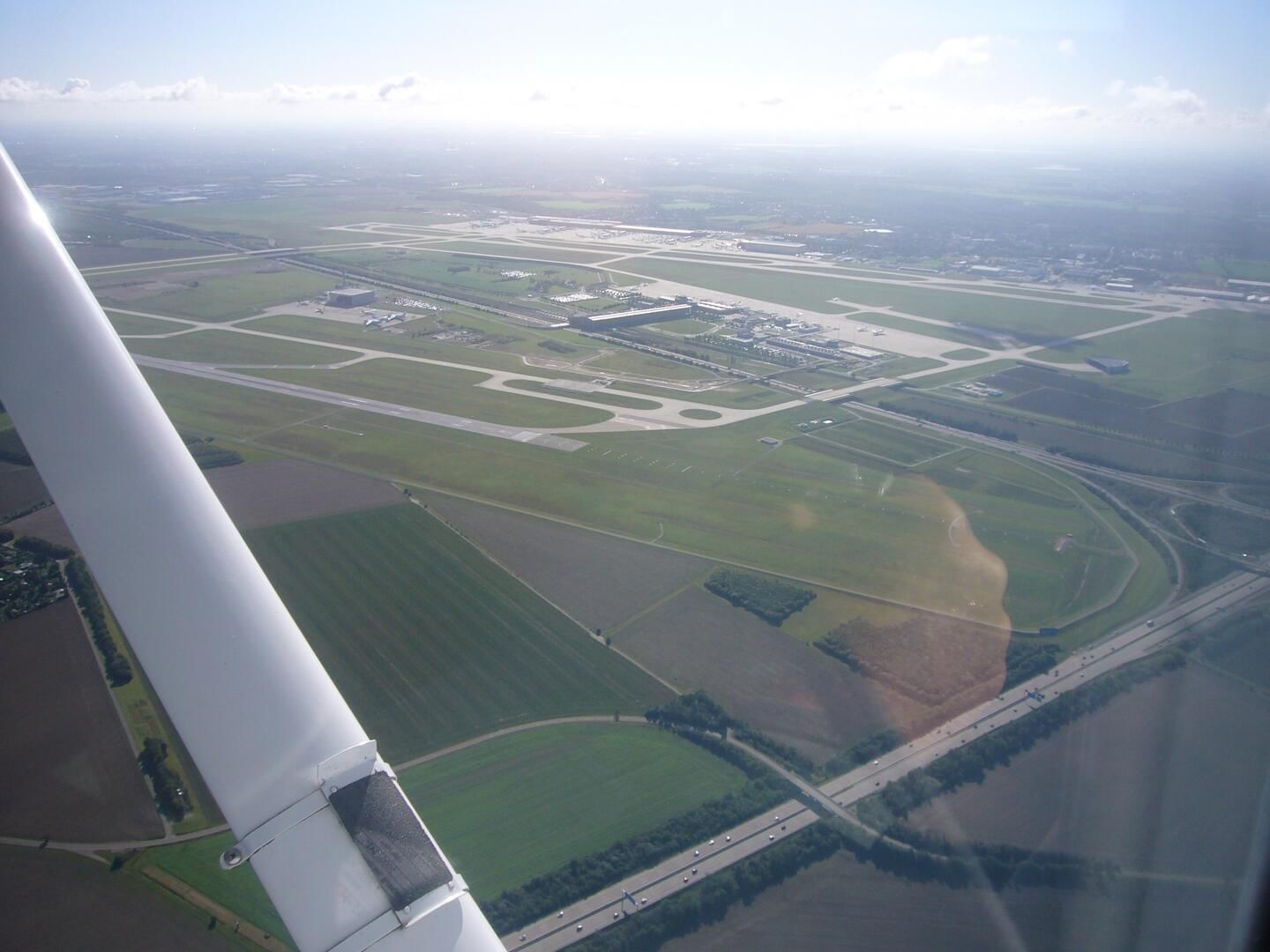 Flughafen Leipzig und A9