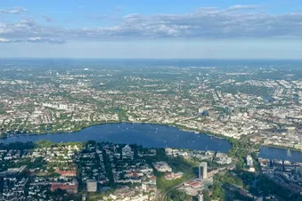Rundflug über Hamburg