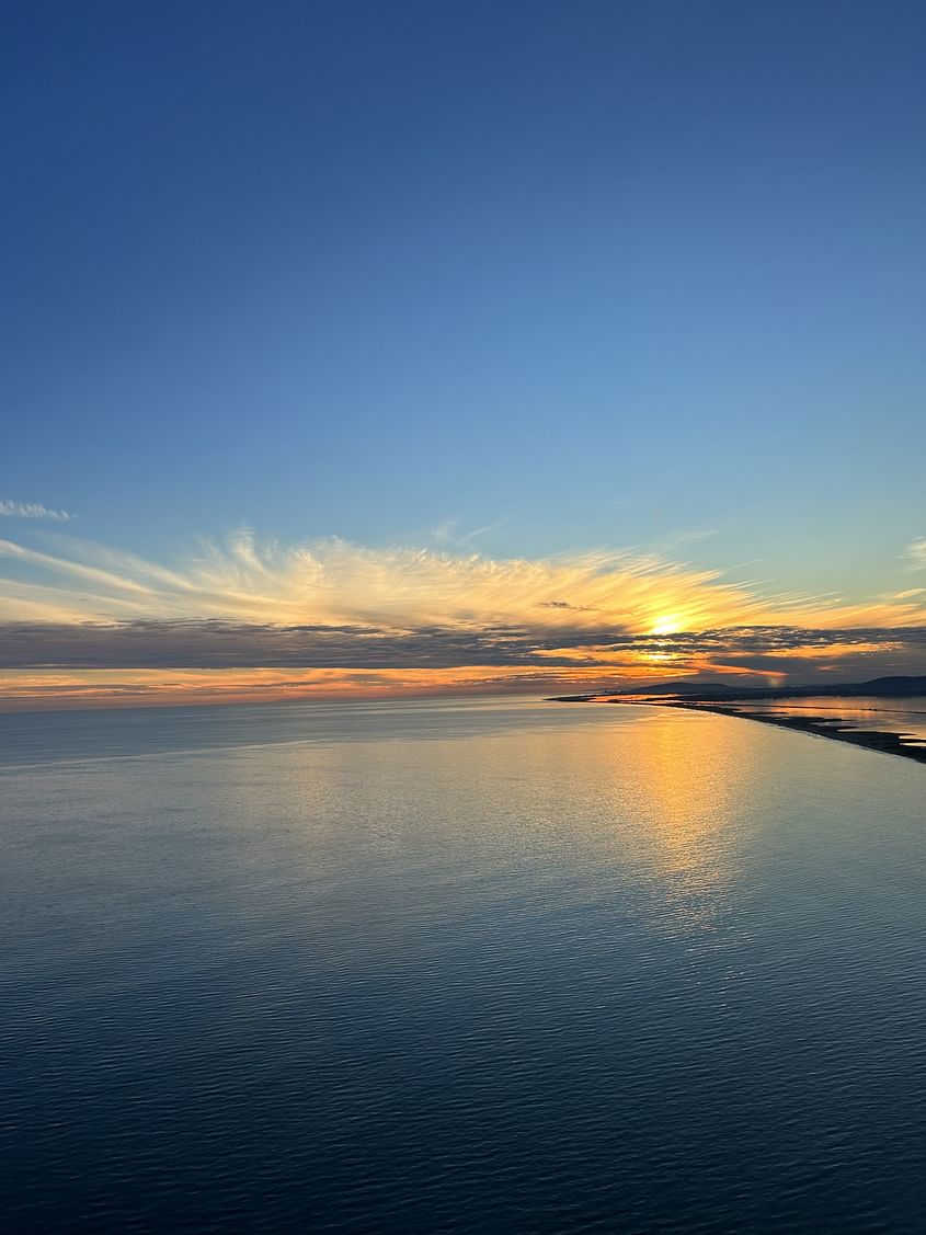 Survol Salins Du Midi, littoral, Mont-Saint-Clair en hélico