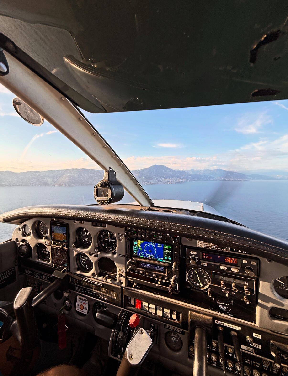 Côte d’Azur vue du ciel : jusqu’à Saint-Tropez