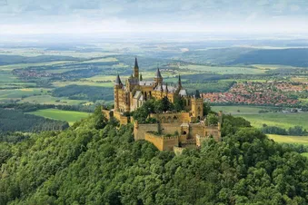 Burgen-Hopping: Hohenzollern, Lichtenstein & Hohenneuffen