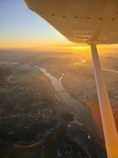 1h Rundflug nach deinen Wünschen 2-3 Passagiere