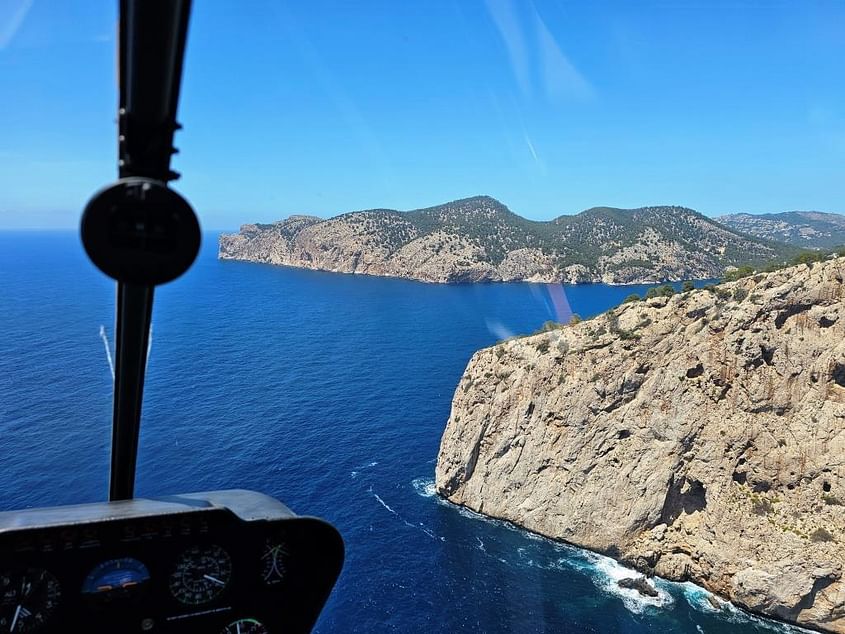 Helicopter Trial flight with views of Mallorca! (45 min)