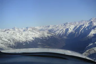 Gletscherrundflug mit Jungfraujoch