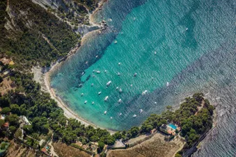 Vol hélicoptère calanques Marseille et Cassis 30 min