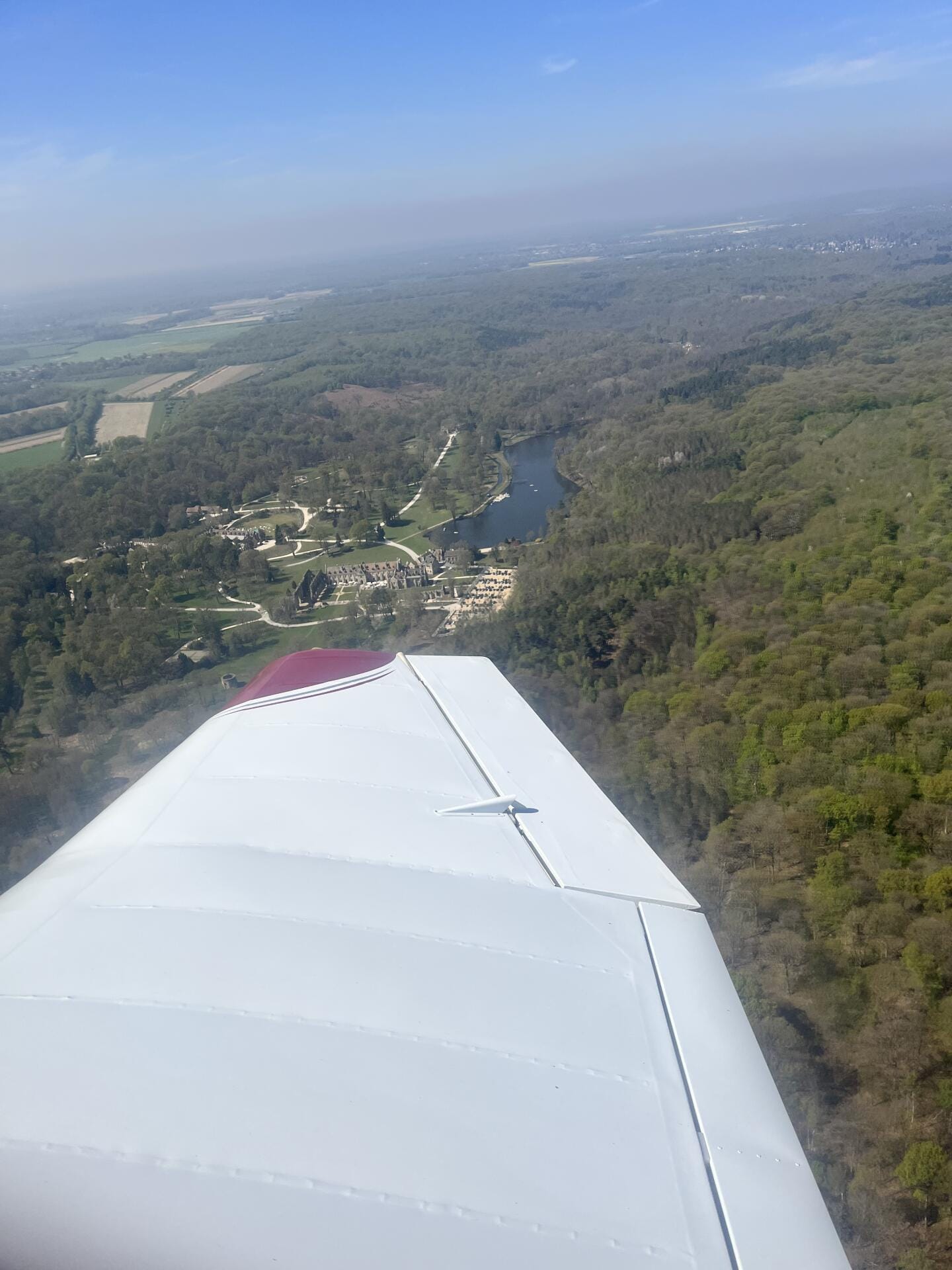 À travers les Yvelines : Châteaux, Seine, Zoo, Paris (1h)