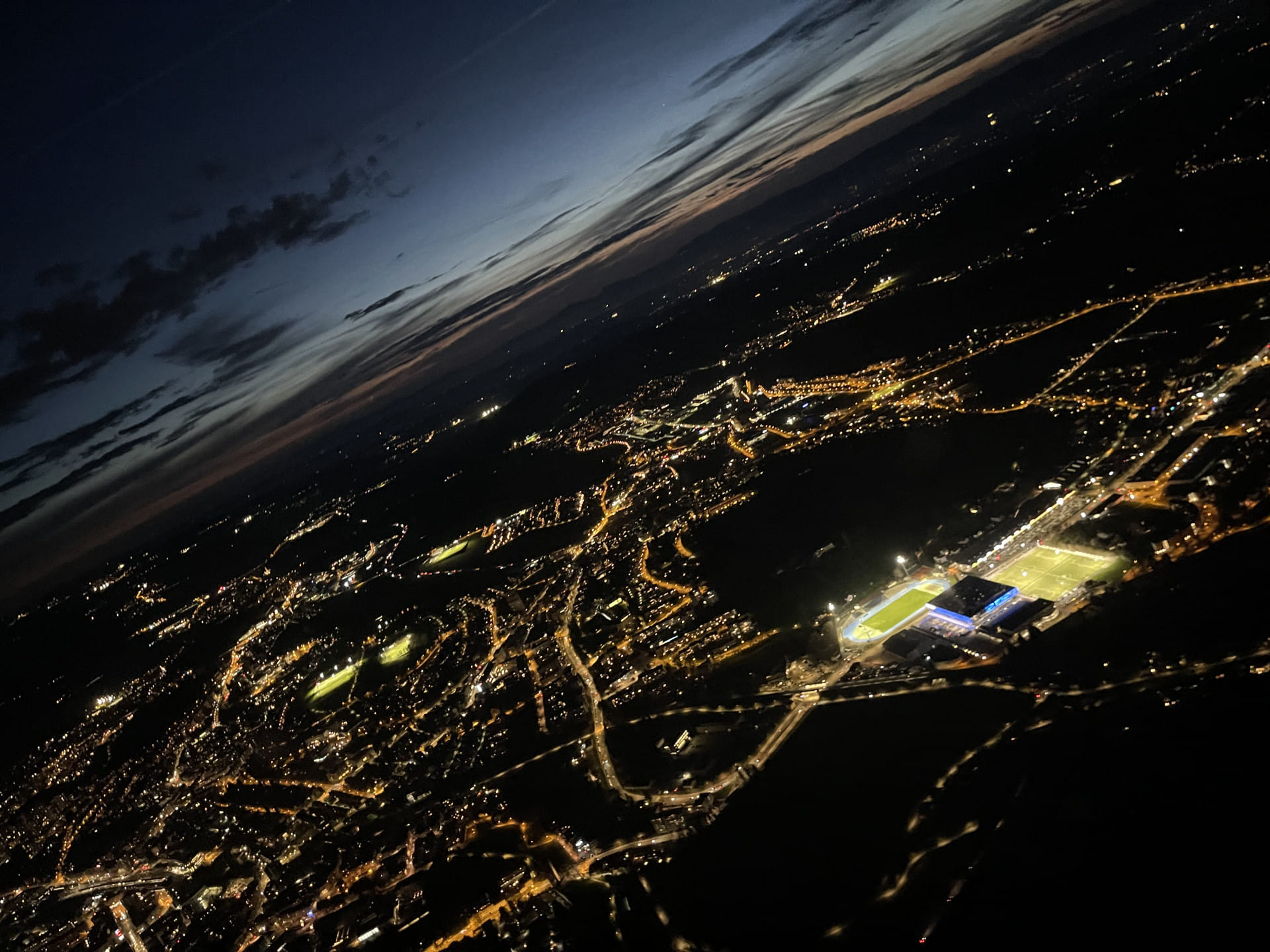 Volez de nuit et laissez la magie opérer!