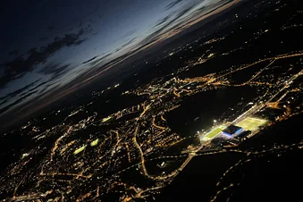 Volez de nuit et laissez la magie opérer!