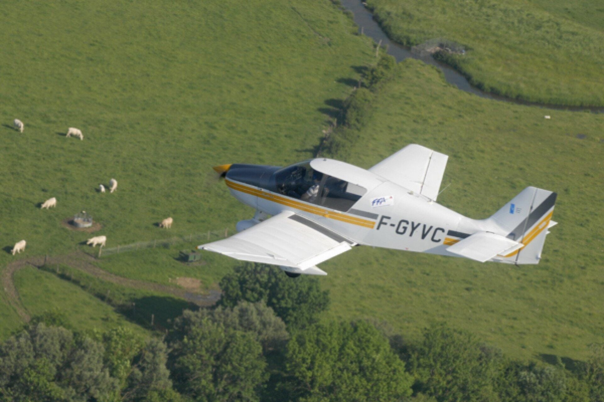 Robin DR400 - 120HP