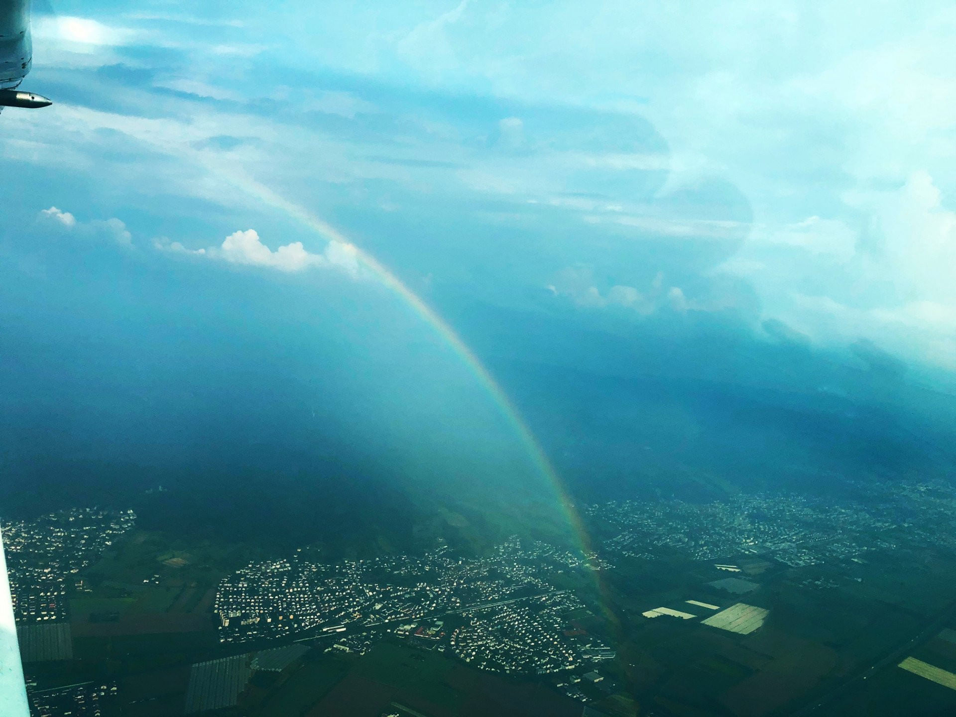 Wie funktioniert Fliegen in und über Wolken? DA-MA-HD
