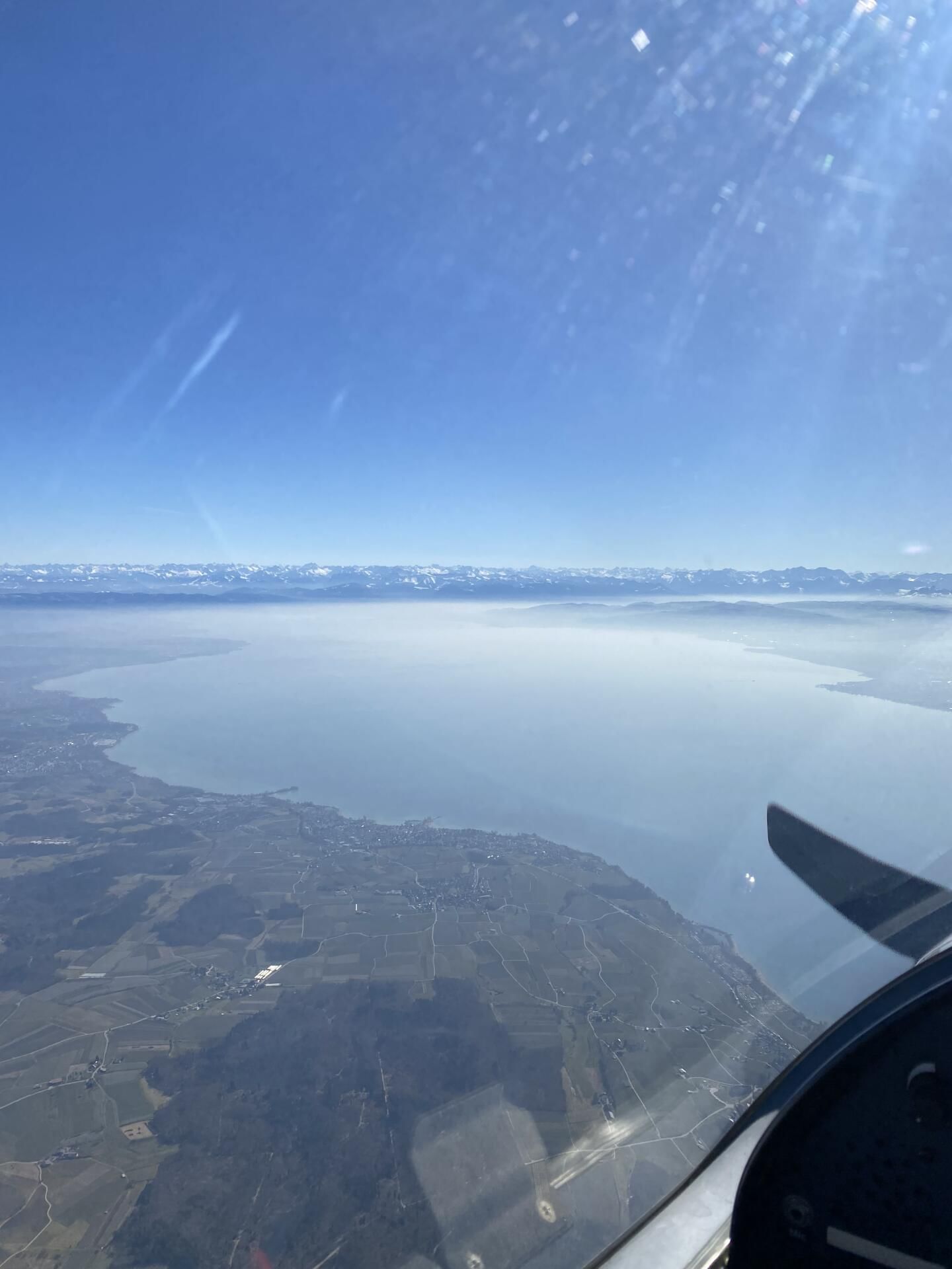 Der Bodensee im morgendlichen Nebel