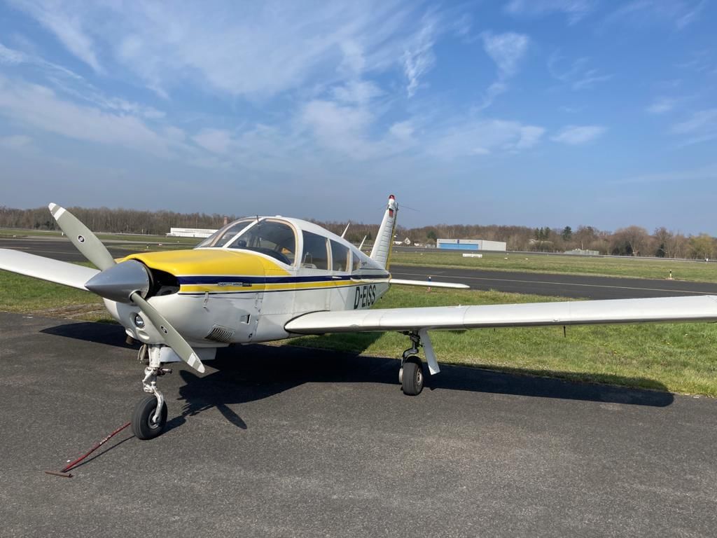 Piper PA28-201 Arrow II