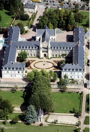 Sanctuaire Bernadette Nevers