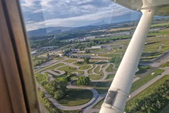 ✈️ Erlebe das Fliegen hautnah – Dein erster Schnupperflug