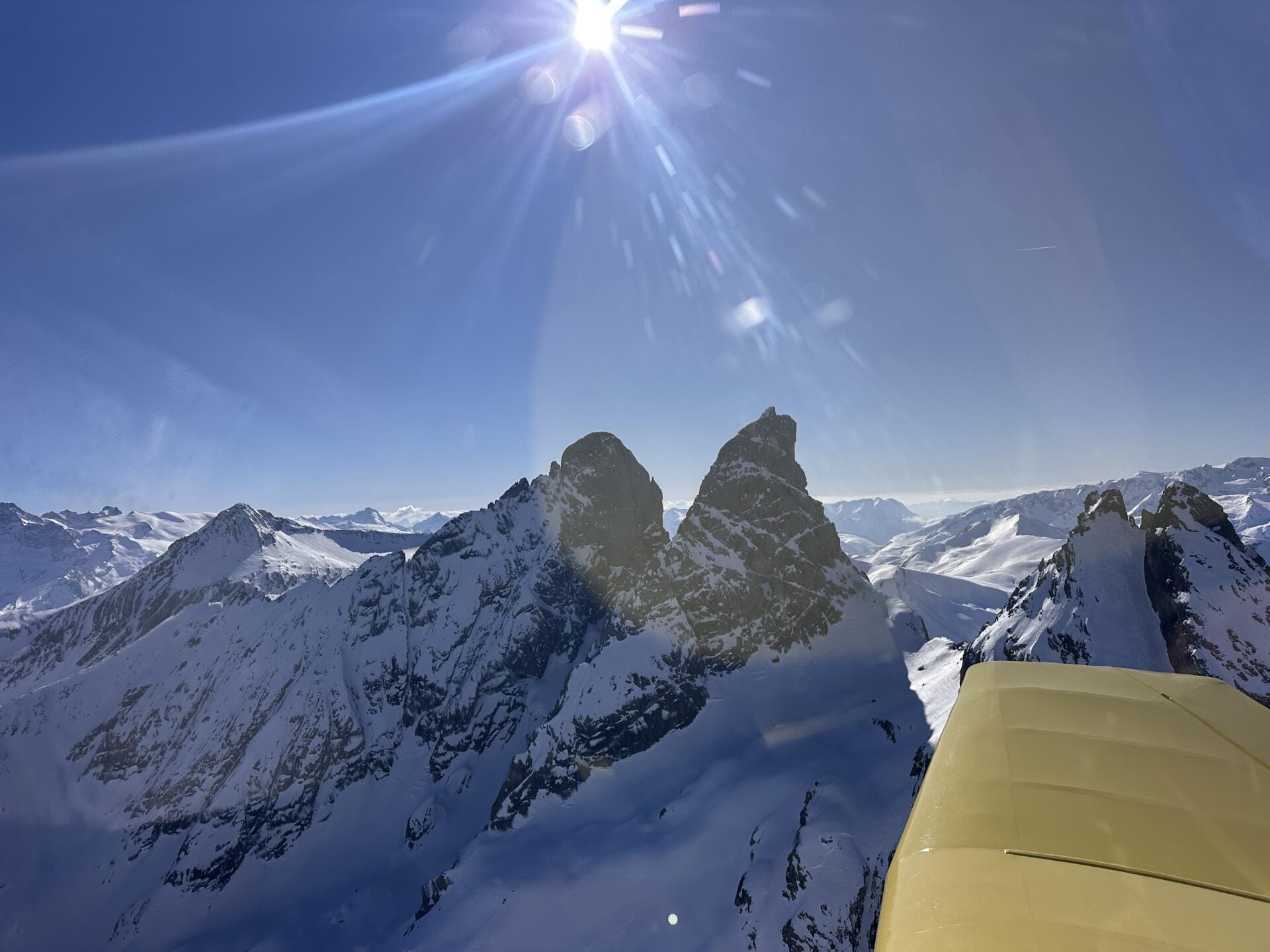 Par dessus les 3 massifs autour de Grenoble