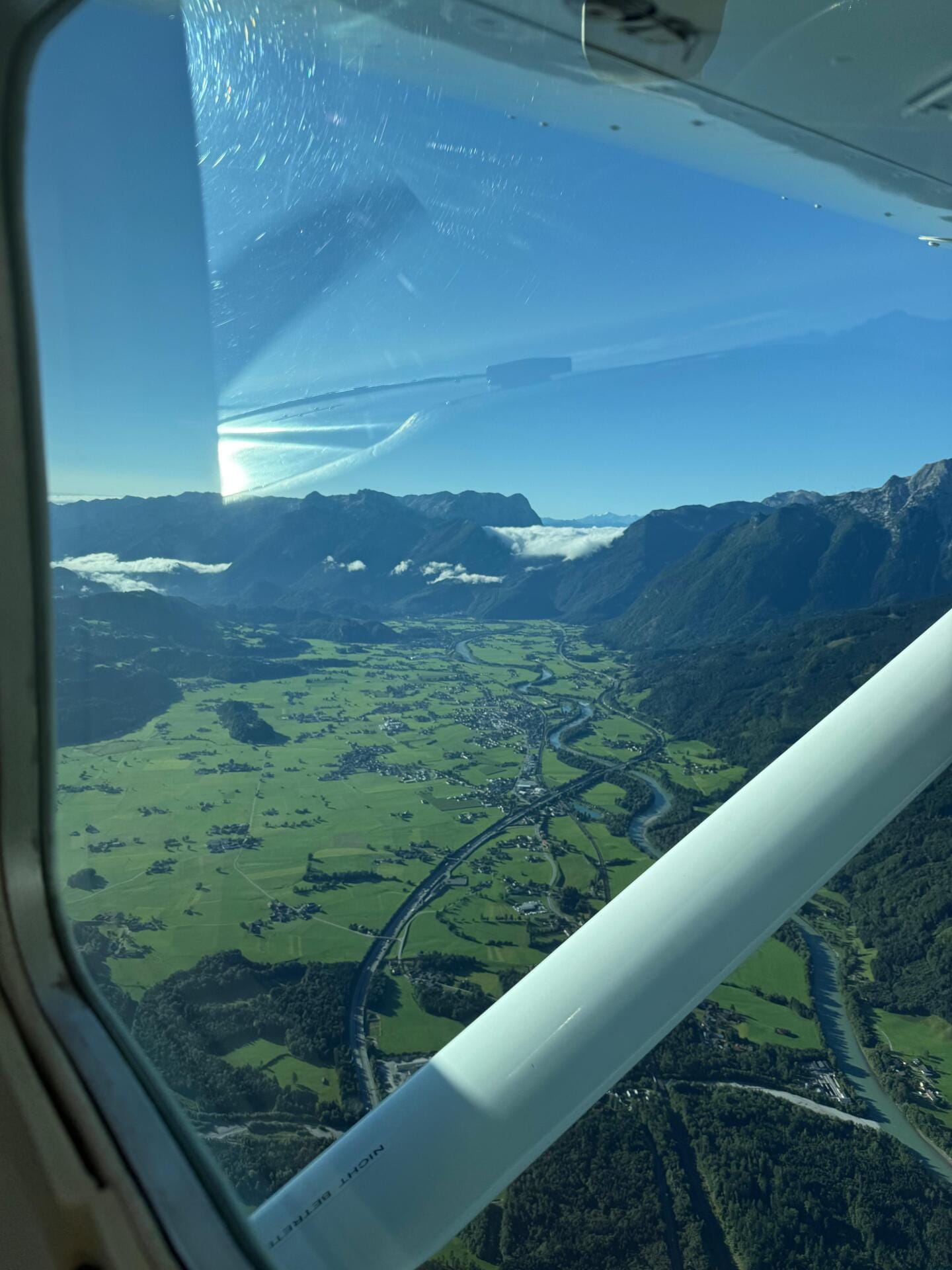 2 Stunden Rundflug nach deinen Wünschen
