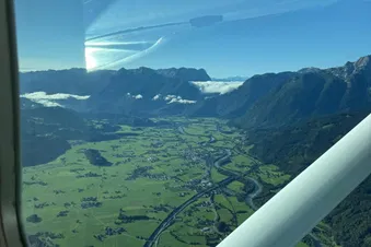 2 Stunden Rundflug nach deinen Wünschen