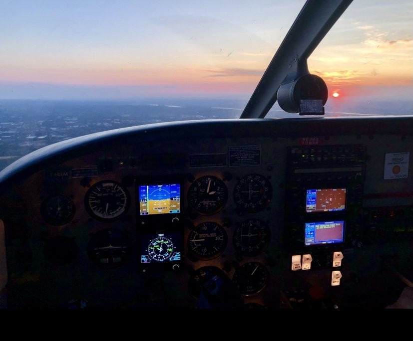 Survol du Lac du Salagou ( LIRE DESCRIPTION svp )