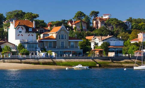 Vol de Cuers-Pierrefeu à Arcachon, Cap-Ferret
