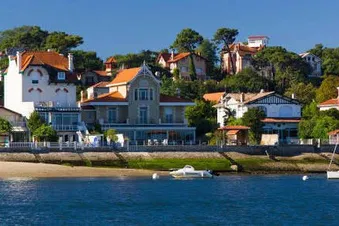 Vol de Cuers-Pierrefeu à Arcachon, Cap-Ferret
