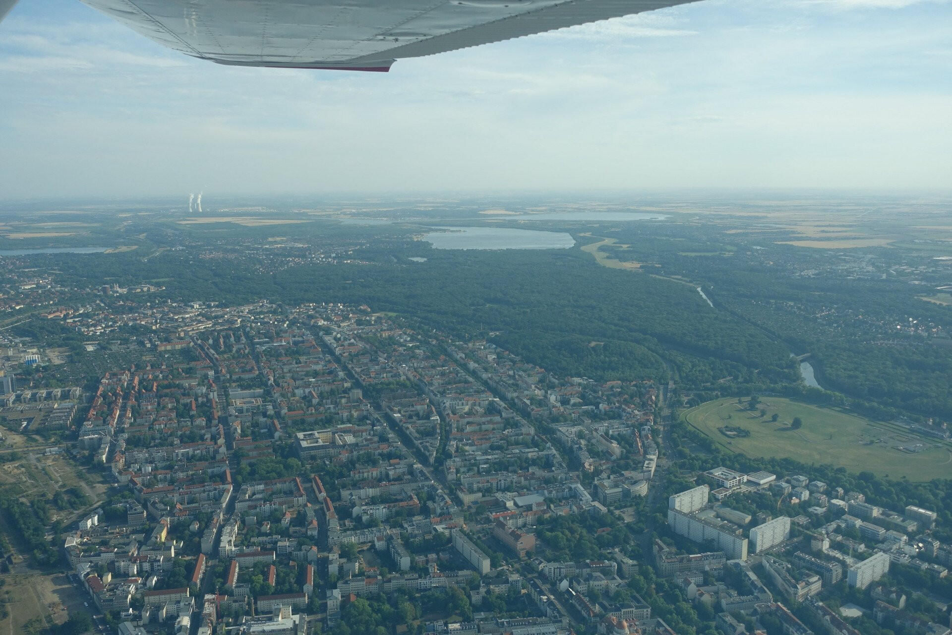 Seenlandschaft abfliegen