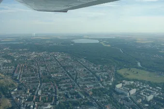 Seenlandschaft abfliegen