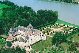 Chateau de Vayres
