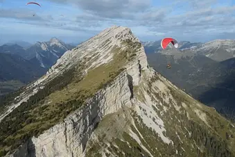 Survol de la Chartreuse, du Vercors et du Lac de Paladru