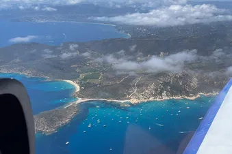 Côte d’Azur vue du ciel : jusqu’à Saint-Tropez