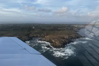 Yeu en or : tour de l'ile au coucher du soleil