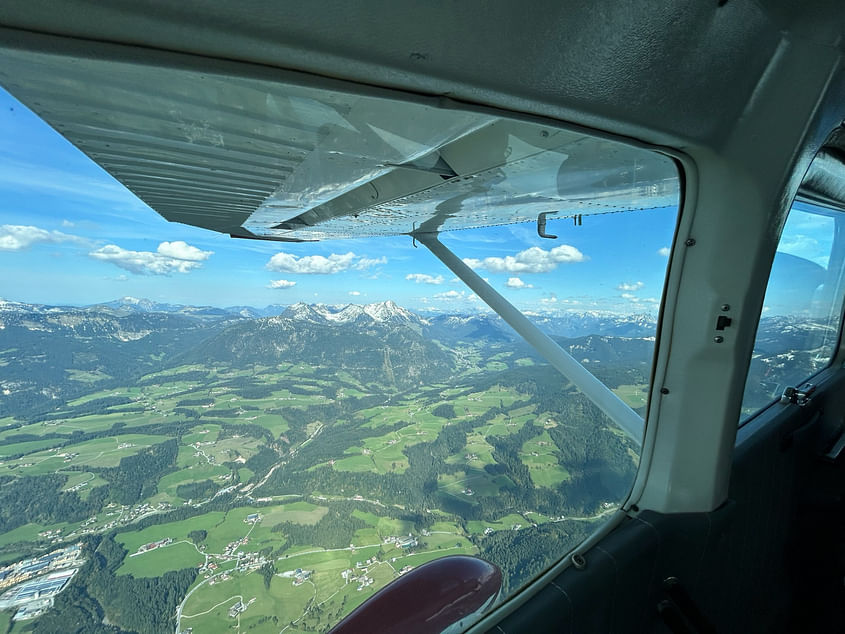 Die Alpen aus der Luft - Seen, Dachstein, Zell, Wendelstein