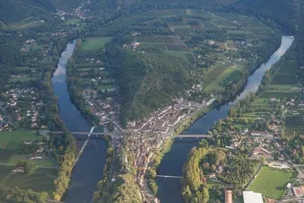 Survol de la vallée du Lot