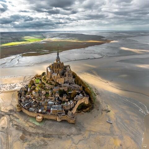 Le Mt ST MICHEL via la ville de Bagnoles de l orne