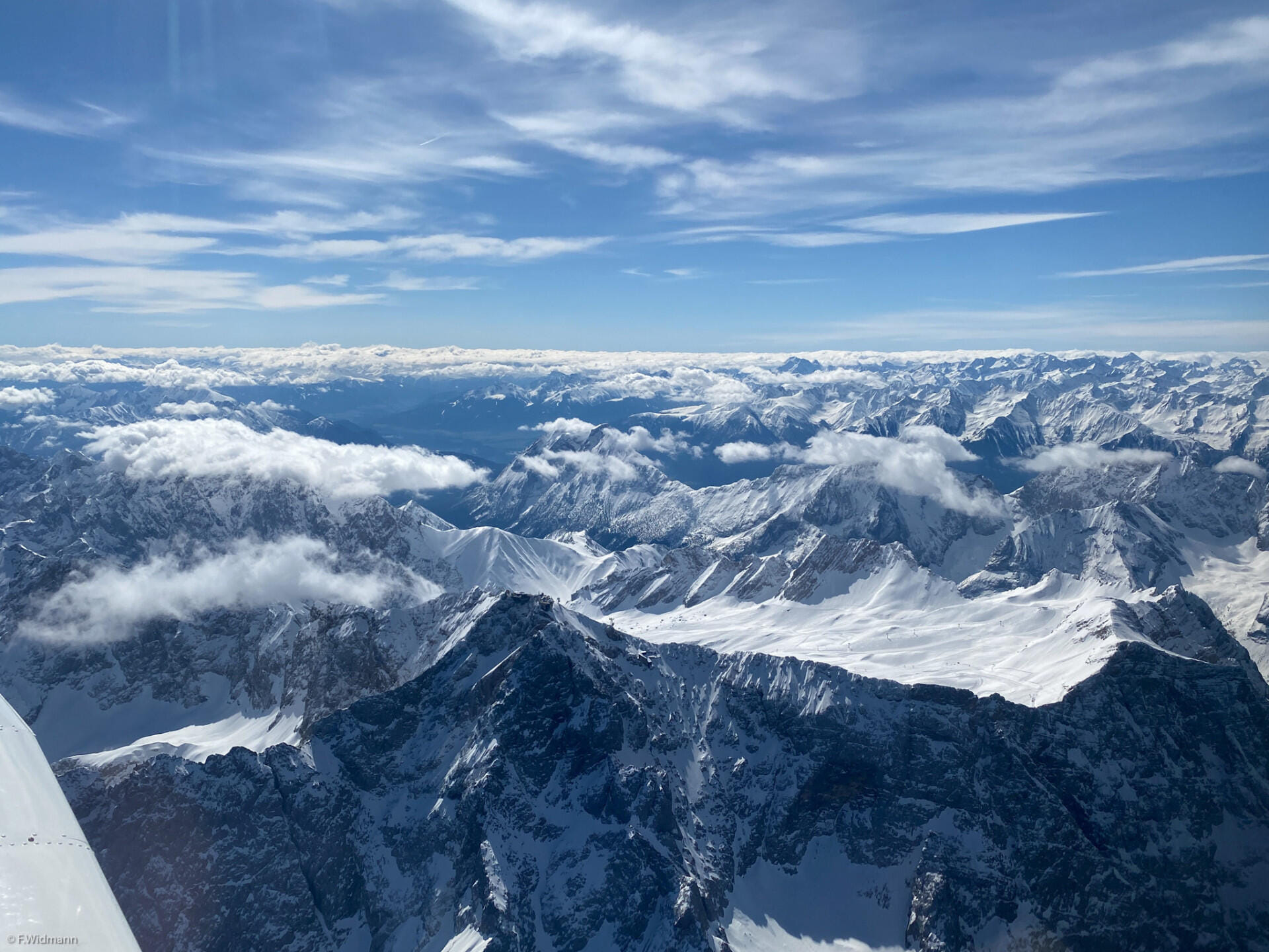 Grandiose Sicht über die Alpen