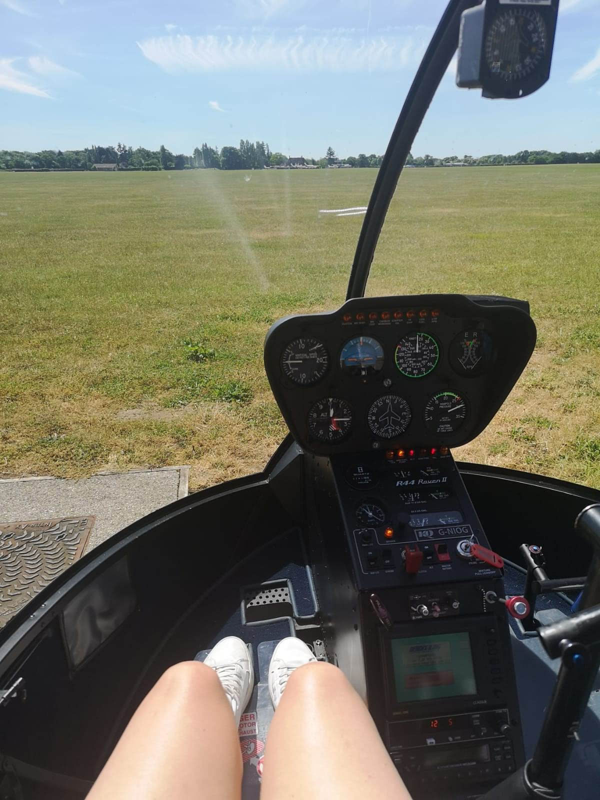 A 60 min Helicopter Flight Over The Chilterns