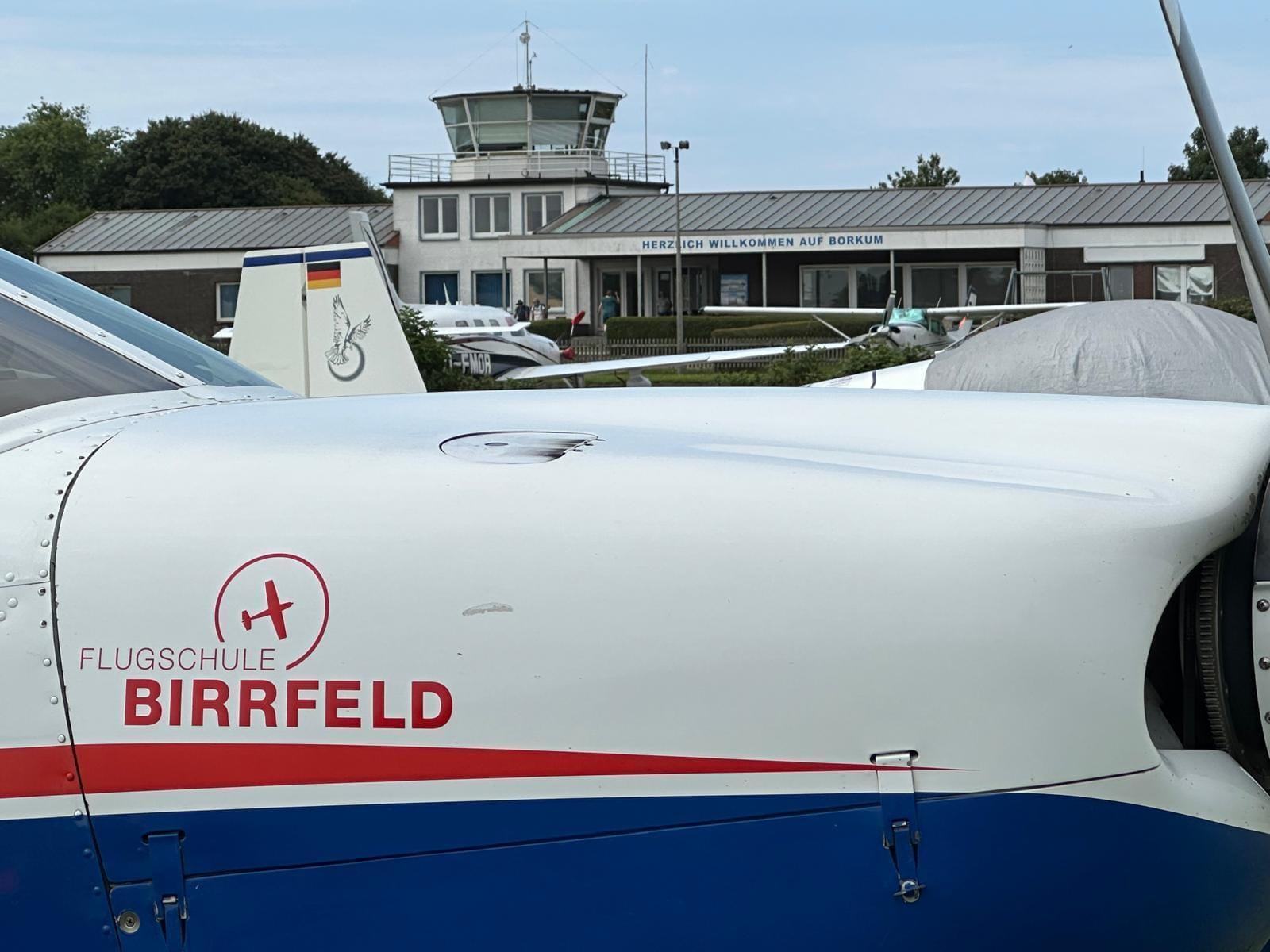 60 minute flight with your own prefered routing