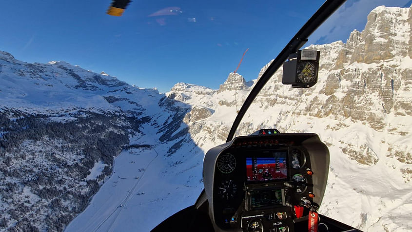 Individueller Heli-Rundflug ab Heliport Schindellegi LSXS