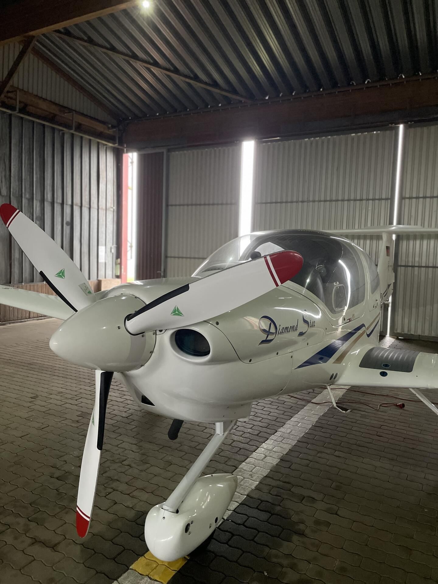 DA40
