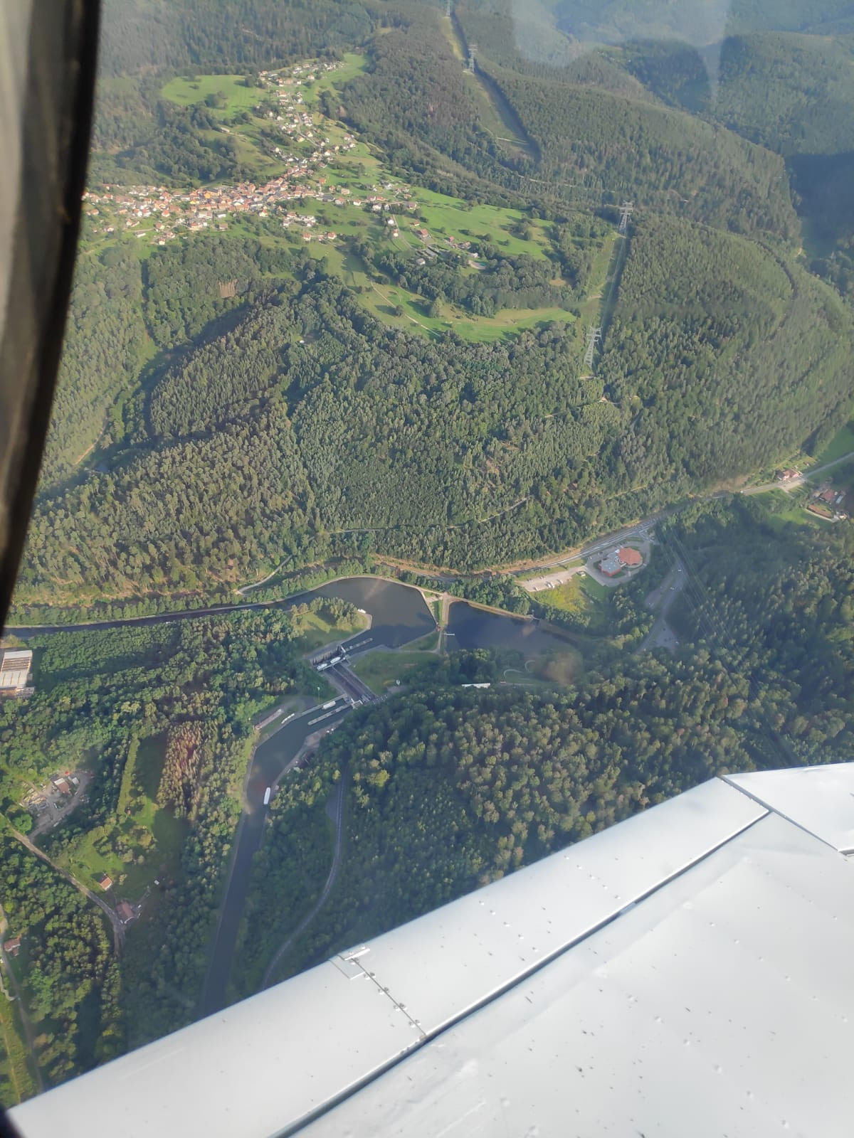 Survol pays des étangs et massif des Vosges