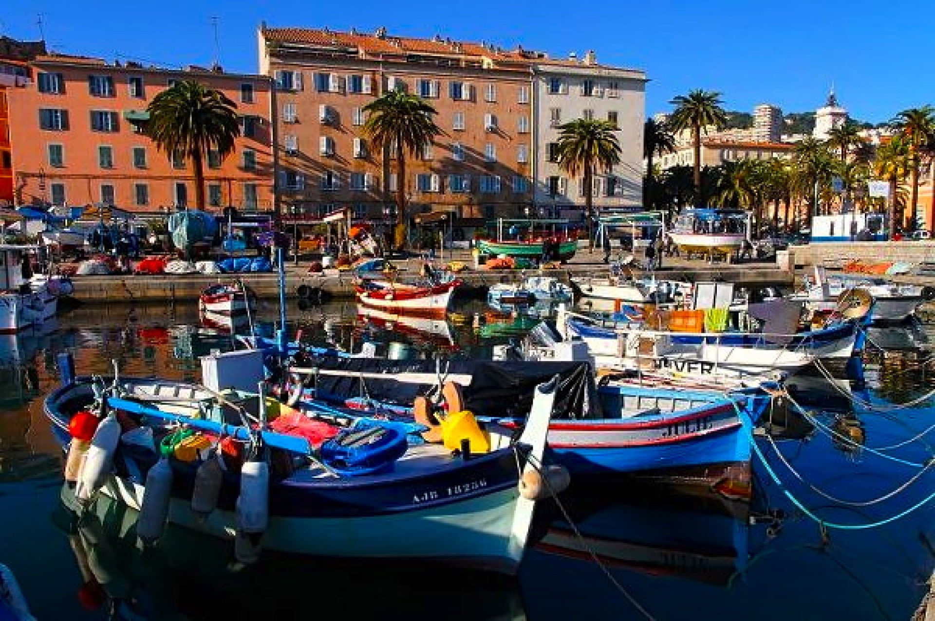 Ajaccio, la Corse, le soleil !