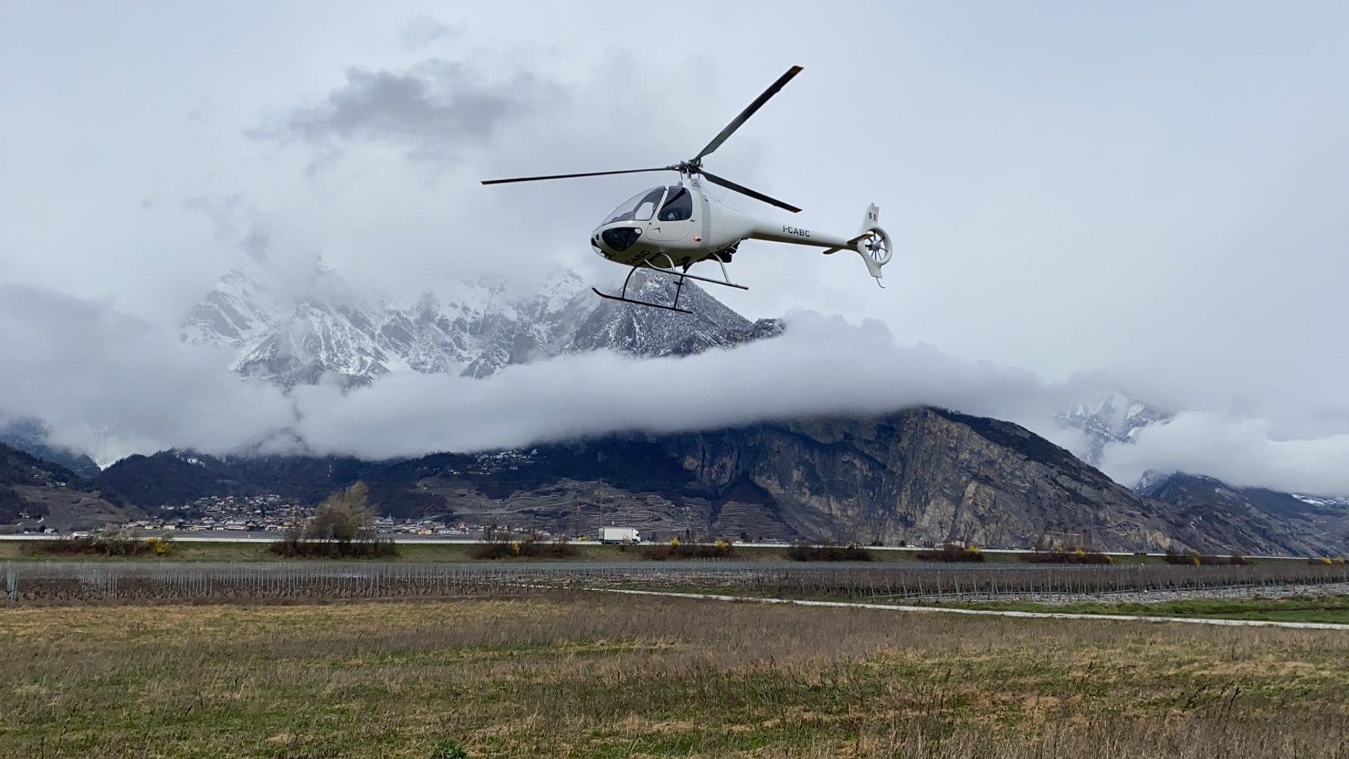 Balade aérienne en hélicoptère, en Valais