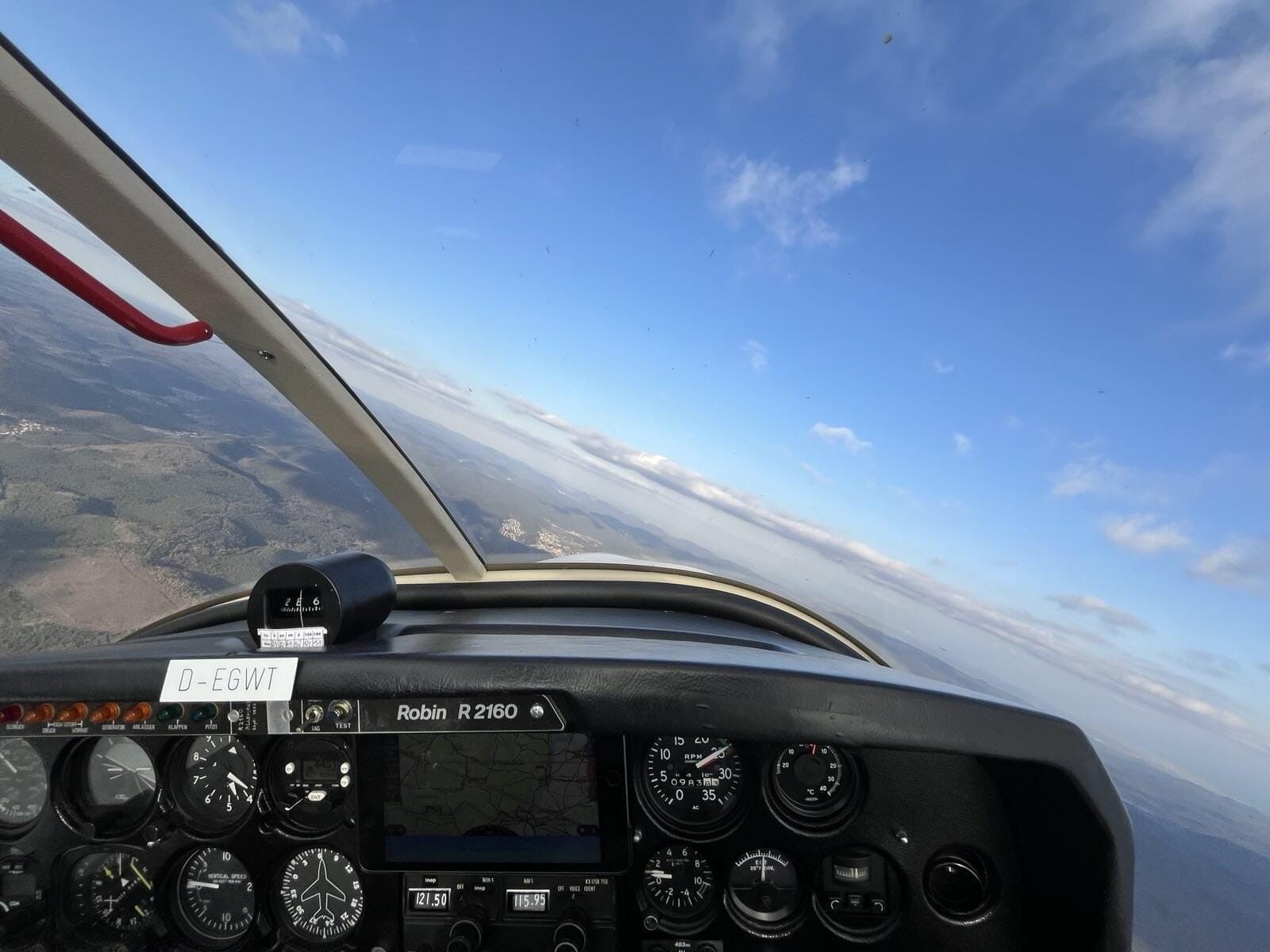 Robin R2160D