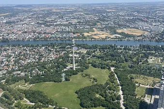 Donaupark sowie Donauturm