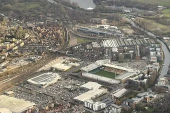 Two Hour Flight. Coast, Cities & Football Stadiums