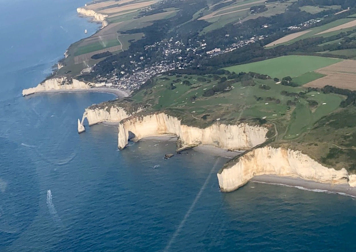 Survol de la côte Normande : Étretat - Deauville