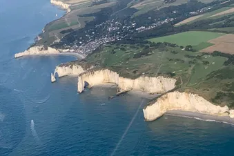 Survol de la côte Normande : Étretat - Deauville