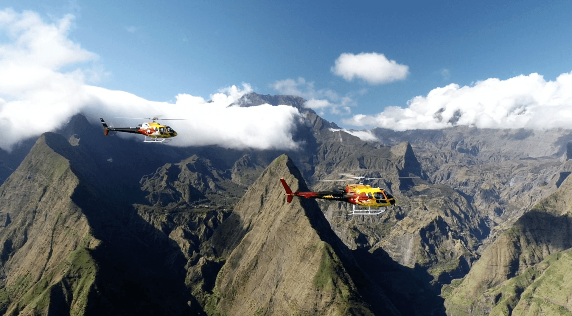 Découvrir l'essentiel de la Réunion en Hélicoptère