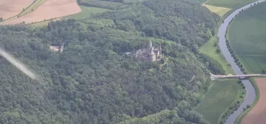 Rundflug zum Schloß Marienburg