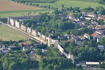Survol des Châteaux Vaux le Vicomte et Fontainebleau